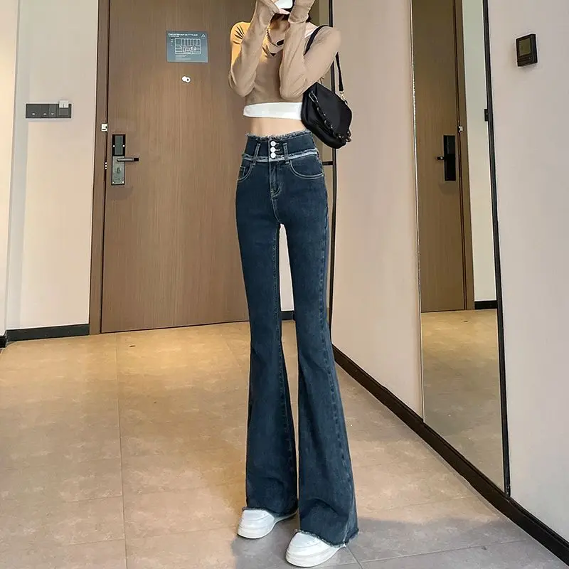Blue Gray Slightly Flared Jeans Women's 2024 Spring and Summer New Three Breasted Ultra High Waist Retro Frayed Horseshoe Pants