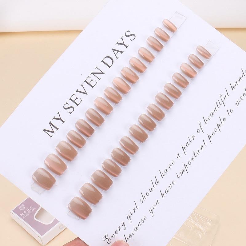 MÃ E64 Bộ Nail Xinh Mắt Mèo Form Ngắn Có Kèm Phụ Kiện Nữ