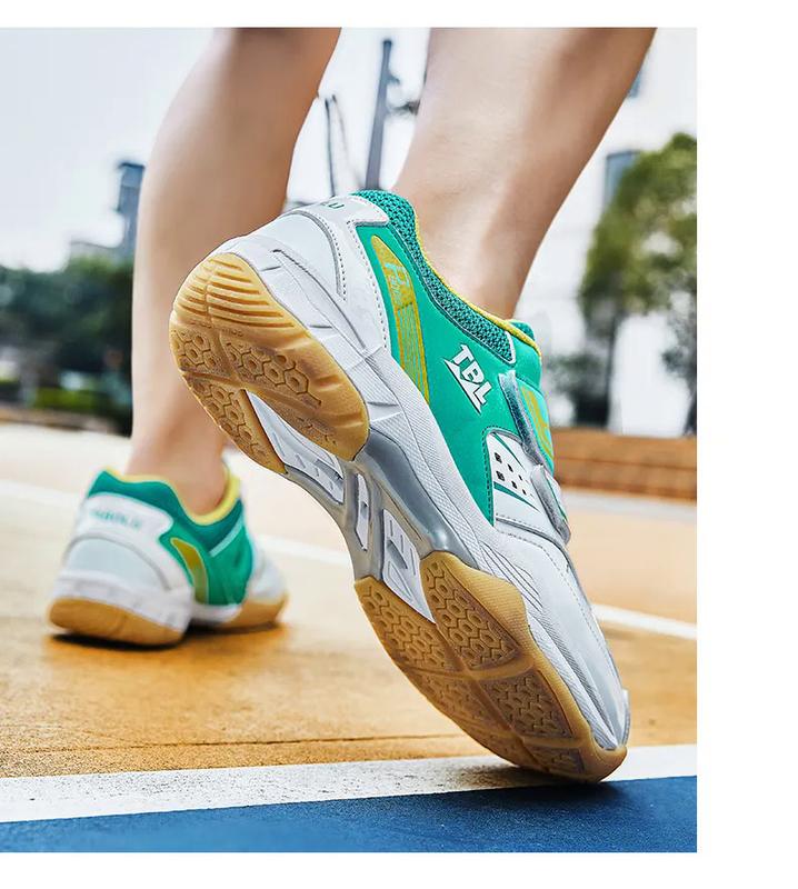 Product Introduction of New Breathable Badminton Shoes Men Comfortable Badminton Wears Velcro Tennis Sneakers Light Volleyball Shoes Size 36-45 32
