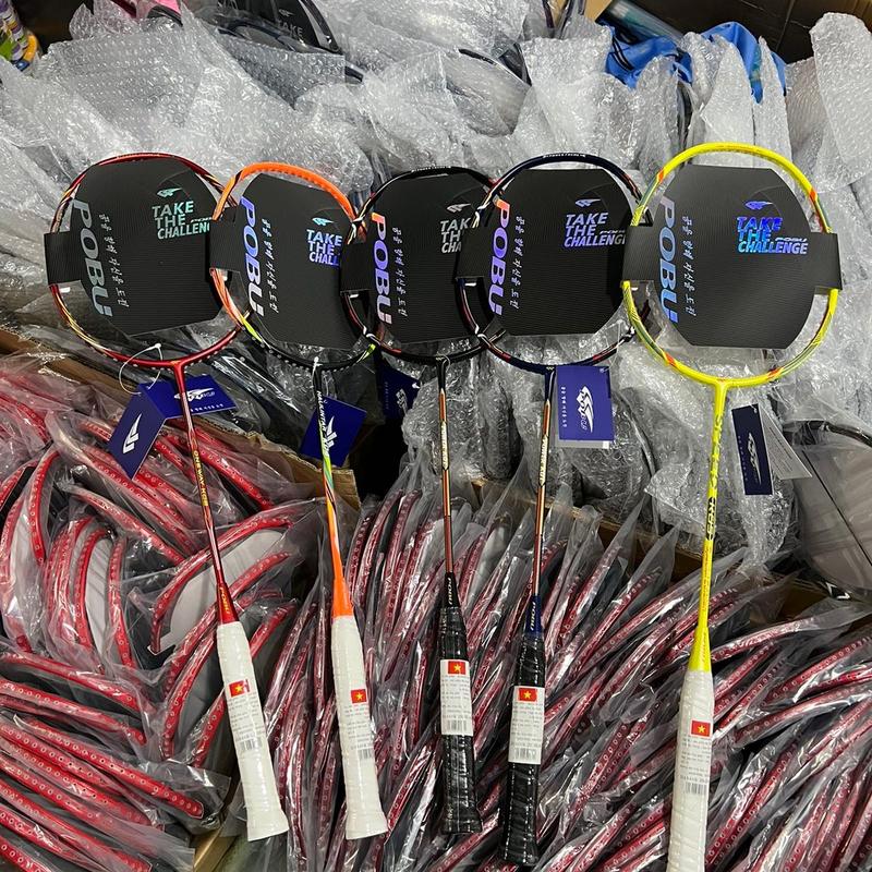 Vợt hợp kim Pobu max 10kg Tặng 1 cước 1 cuốn cán 1 túi nhung cao cấp Vợt Cầu Lông Cán Vợt 【 vtzf trắng-trắng đã căng dây