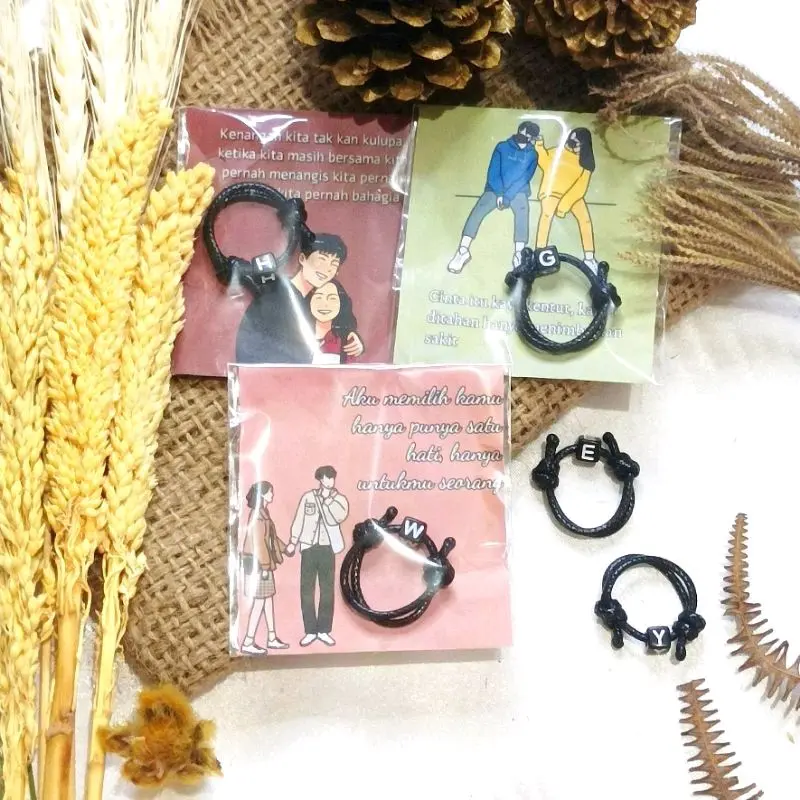 CINCIN INISIAL HURUF DADU KOTAK (BEPINK JURAGAN)