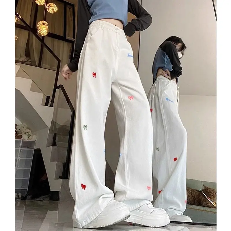 Quần Jean Trắng Thêu, Phong Cách Đường Phố Cao Cấp Mỹ, Dành Cho Nữ, Thiết Kế Mùa Thu, Cạp Cao, Bó Sát, Dáng Rộng Vừa Vặn, Ống Rộng Thẳng, Quần quét đất Nhà Women Pants 3
