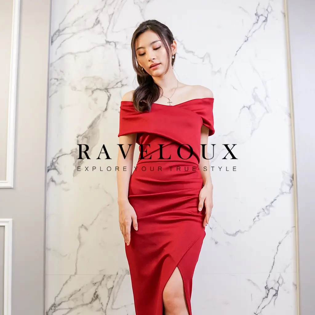 Raveloux  - Claudia Dress