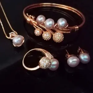 SET PERHIASAN MUTIARA LOMBOK