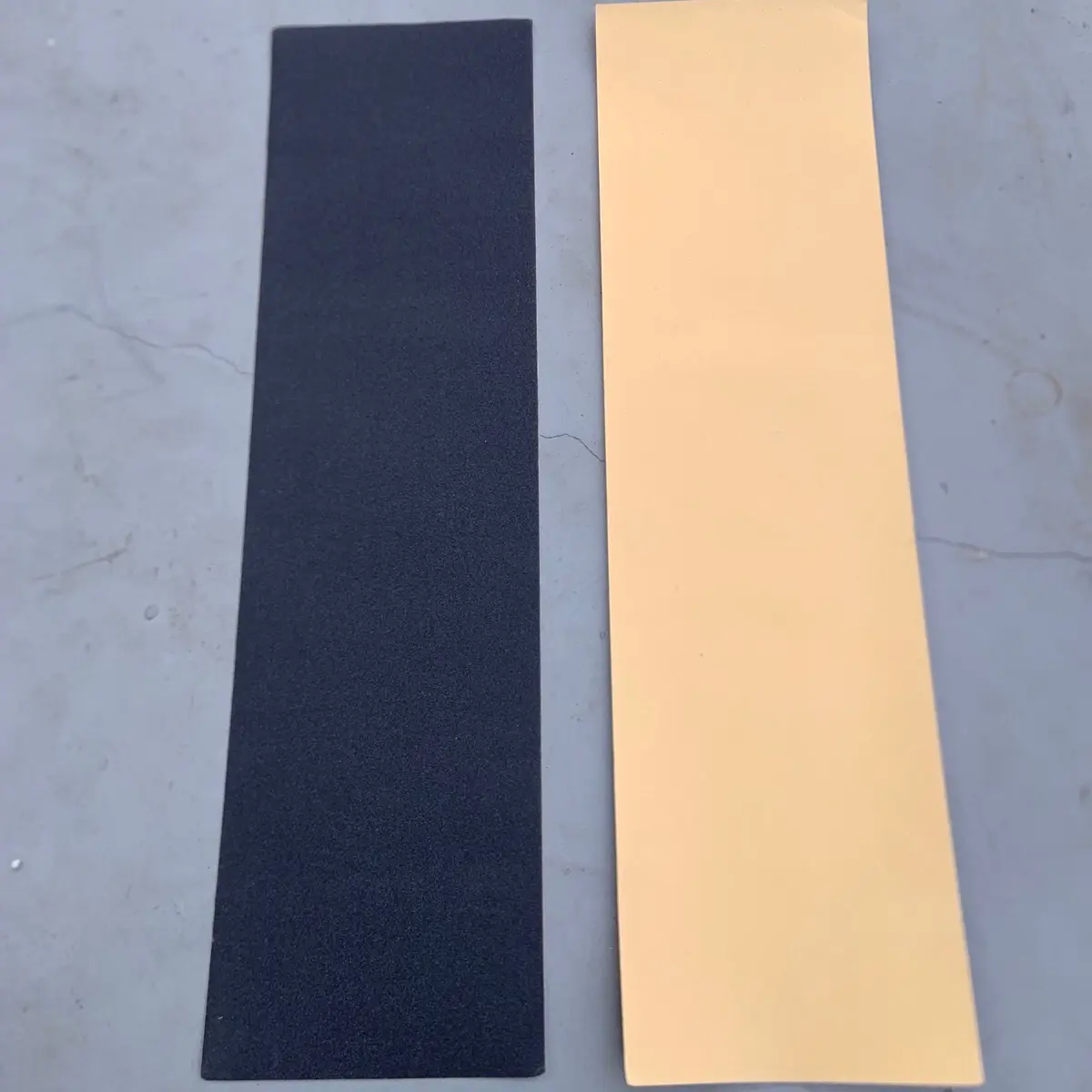 Griptape skateboard blank hitam premium