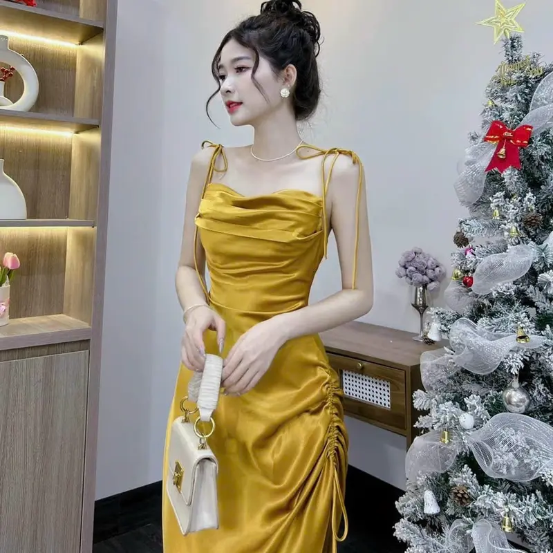 Đầm kiểu xẻ rút dây 2s Nữ mẫu mới hottren đỉnh chóp sang chảnh 0