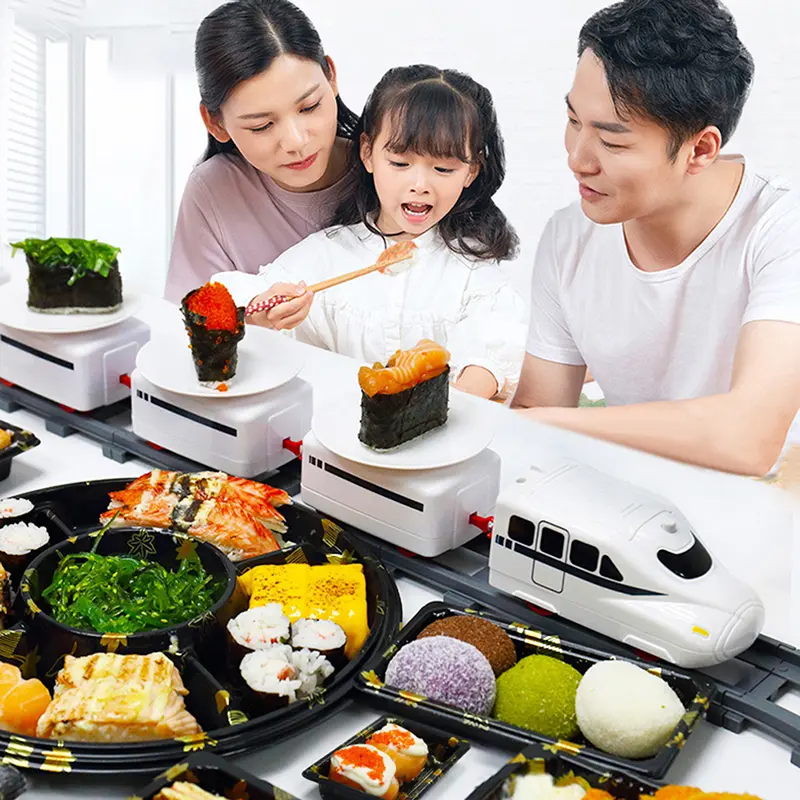 Đồ chơi Mô hình Chuyến tàu xoay vòng Sushi / Băng chuyền vận chuyển thức ăn xoay vòng chạy điện + TẶNG PIN