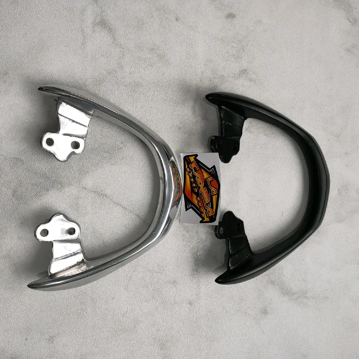 BEHEL PLANGER REVO LAMA OLD BEGEL PEGANGAN JOK BELAKANG REVO LAMA OLD Karet Motorcycle