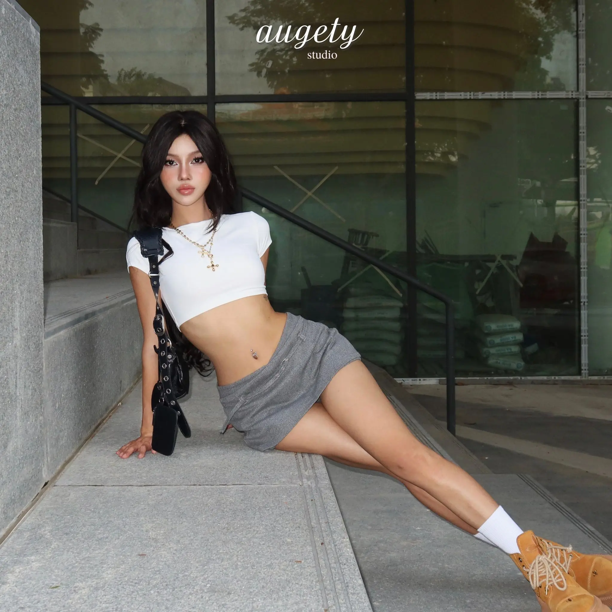 Áo Croptop Form Ôm Cổ Thuyền Nữ, AMBER Top AUGETY
