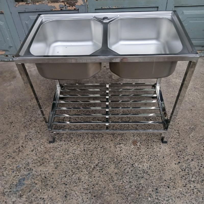 chậu rửa đôi 50x90 cao cấp 100% inox siêu dày,trọn bộ có kèm theo vòi inox 304 và dây cấp nước 0