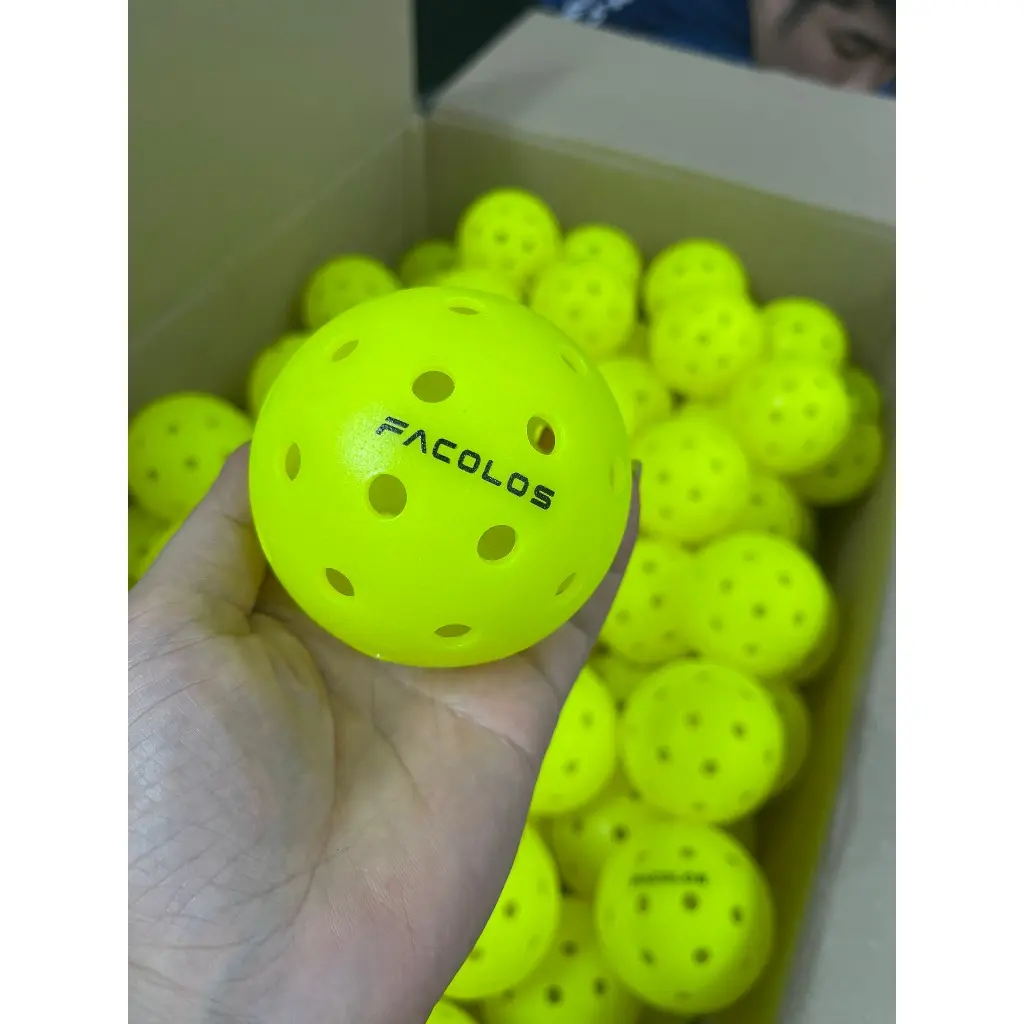 Bóng Pickleball Facolos F-Pro Performance và X-ace 40 pro tiêu chuẩn (USAPA) 40 lỗ với đường kính 74mm