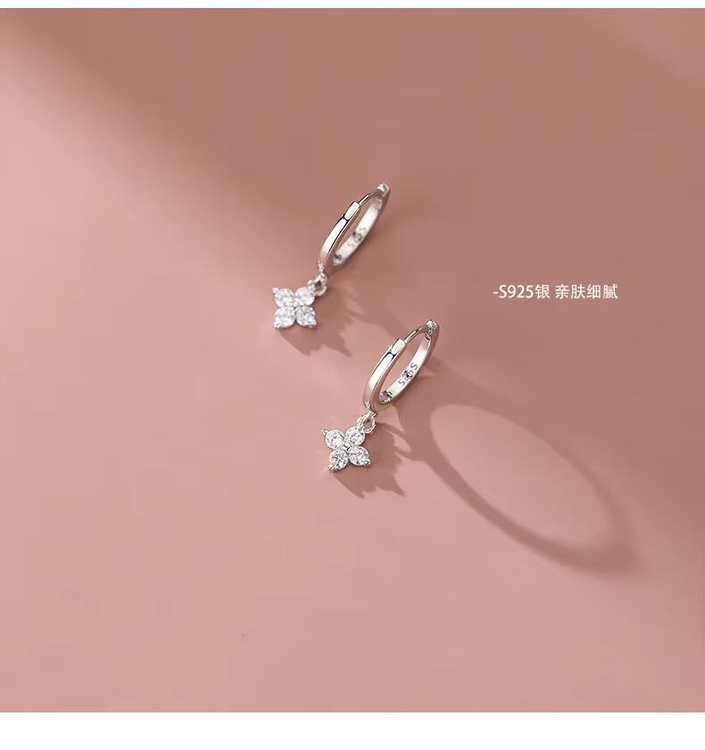 Product Introduction of Sterg Sier leaf  Earrings For Women Trendy Earring Jewelry Prevent Allergy Party Accessories Gift 2