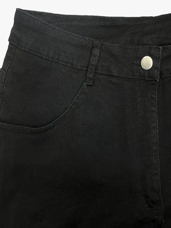 【plus Size】 Fringe Trim Denim Shorts, Casual Fitted Zipper Fly Shorts for Daily Wear, Women's Bottoms for All Seasons, Womenswear, Denim Shorts, Casual Fashion Shorts, Casual Comfy Shorts 5