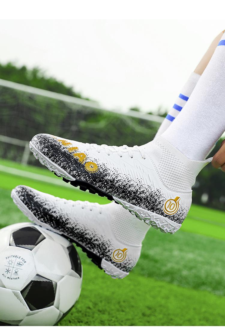 Product Introduction of （SIZE 33-46）Ready Stock Unisex Plus Size Football Shoes Outdoor Futsal Soccer Shoes Non-slip Training Shoes 22