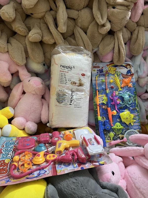 ( kèm 2 quà ) Combo 100 bỉm quần hoặc bỉm Dán Hipgig kèm gấu hoặc đồ chơi