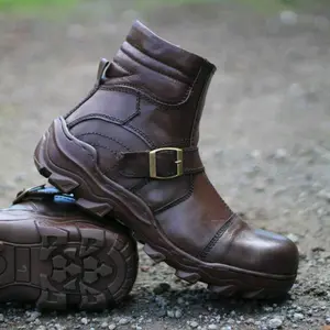 sepatu safety boots camel pria full kulit sol karet ujung besi