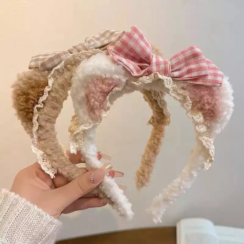 Băng Đô Nơ Hoạt Hình, Viền Ren, Thiết Kế Đầu Gấu, Chống Trượt, Dụng Cụ Cố Định Tóc, Dây Buộc Tóc Rửa Mặt, Phụ Kiện Tóc Ngọt Ngào Thích Hợp Cho Mùa Thu Và Mùa Đông, Đồ Trang Trí Nhồi Bông