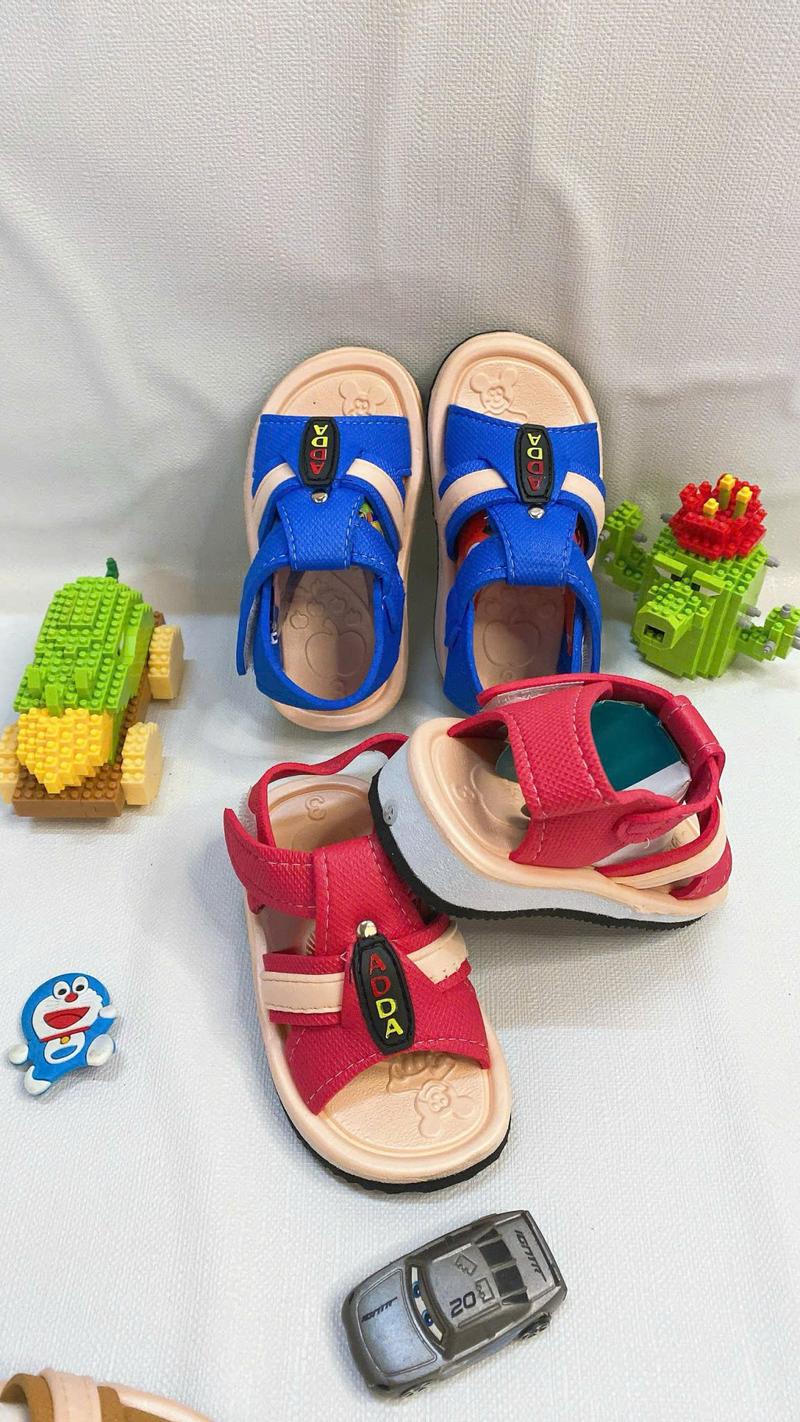 Product Introduction of COMBO 2 ĐÔI SANDAL KÈN ADDA TẬP ĐI CHO BÉ XỐP SIÊU NHẸ QUAI DÁN MẶT TẨY CÓ 3 MÀU NÂU XANH ĐỎ 9