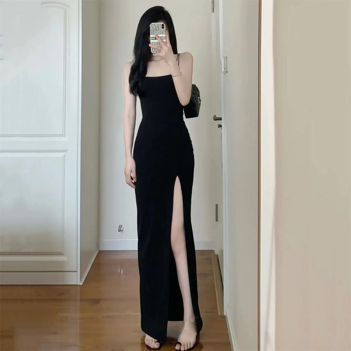 Young Hot Girl Pure Desire Style Design Sense Adult Lady like Woman Black Slit Hip Spaghetti Straps Dress Women's Long Waist Slimming