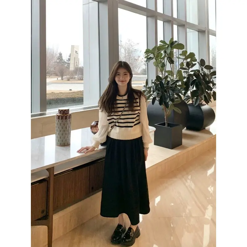 FLIDA - D28 atasan rajut wanita lengan balon panjang Korean Style - Remaja, Baju - Putih - Knitwear Tanga 4