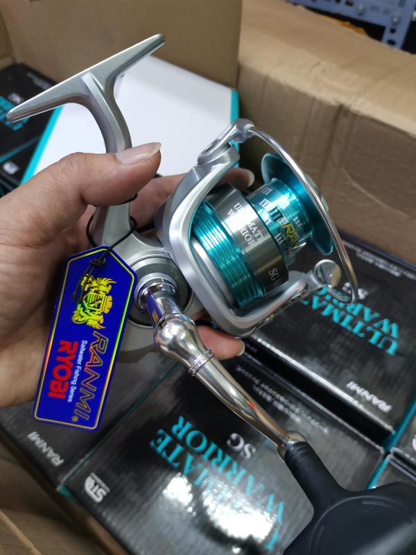 Máy Câu Cá Ryobi Ranmi Xanh Và Đỏ Đi Câu Fishing