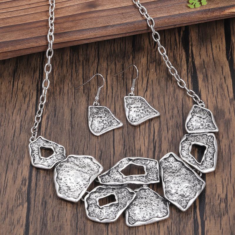 Product Introduction of European and American Fashion Jewelry Suit Zinc Alloy Geometric Irregular Colorful Oil Necklace Hollow Light Luxury Design Necklace Earrings Jewelry for Girls 6