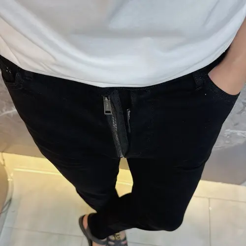 Quần dsq đen khoá lệch 4 khuy