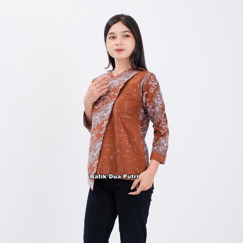 Batik Wanita Blouse Atasan Modern Sompal Lilin Batik Dua Putri Katun 5