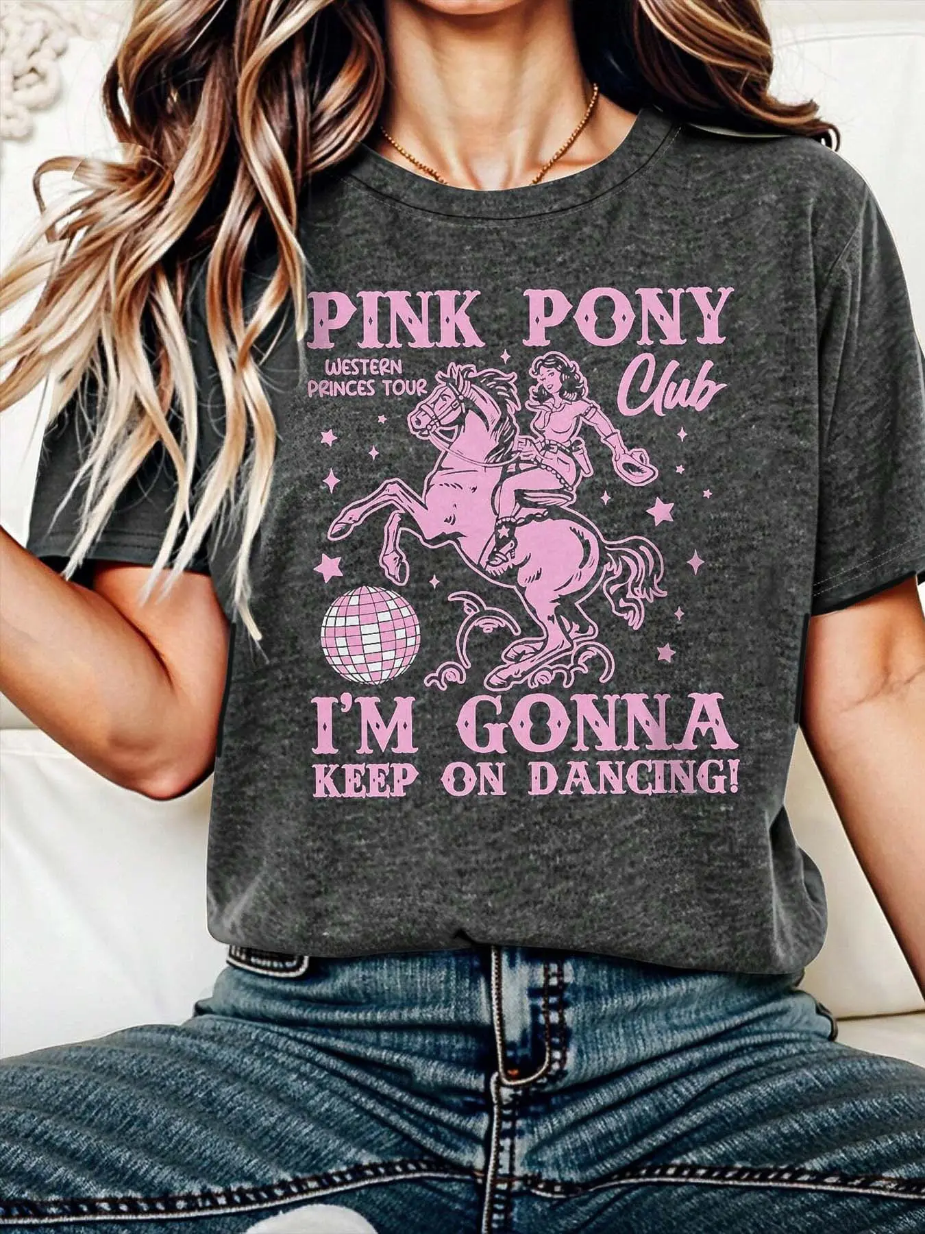 Women's Pink Pony Print Round Neck Graphic Western Tee, Vintage Trendy Casual Short Sleeve T-shirt for Daily Wear, Ladies All Seasons Outfit