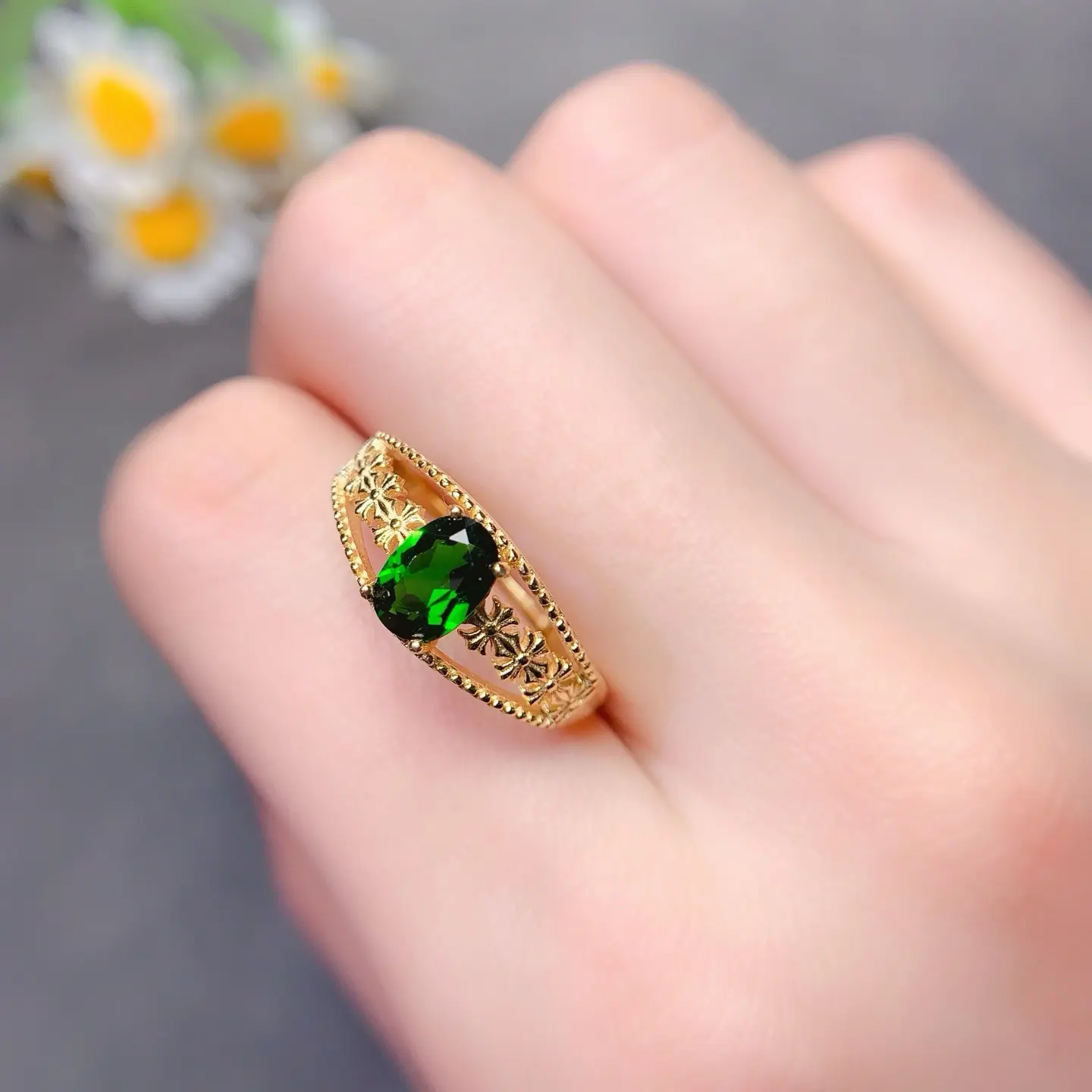 Natural Color Gemstone-Lucky Gemstone-S925 Silver Natural Diopside Ring Fashion Special-Interest Design Oval 5 * 7mm Ring-2025 New Arrival Hot Sale (Wedding, Friend, Couple Gift)