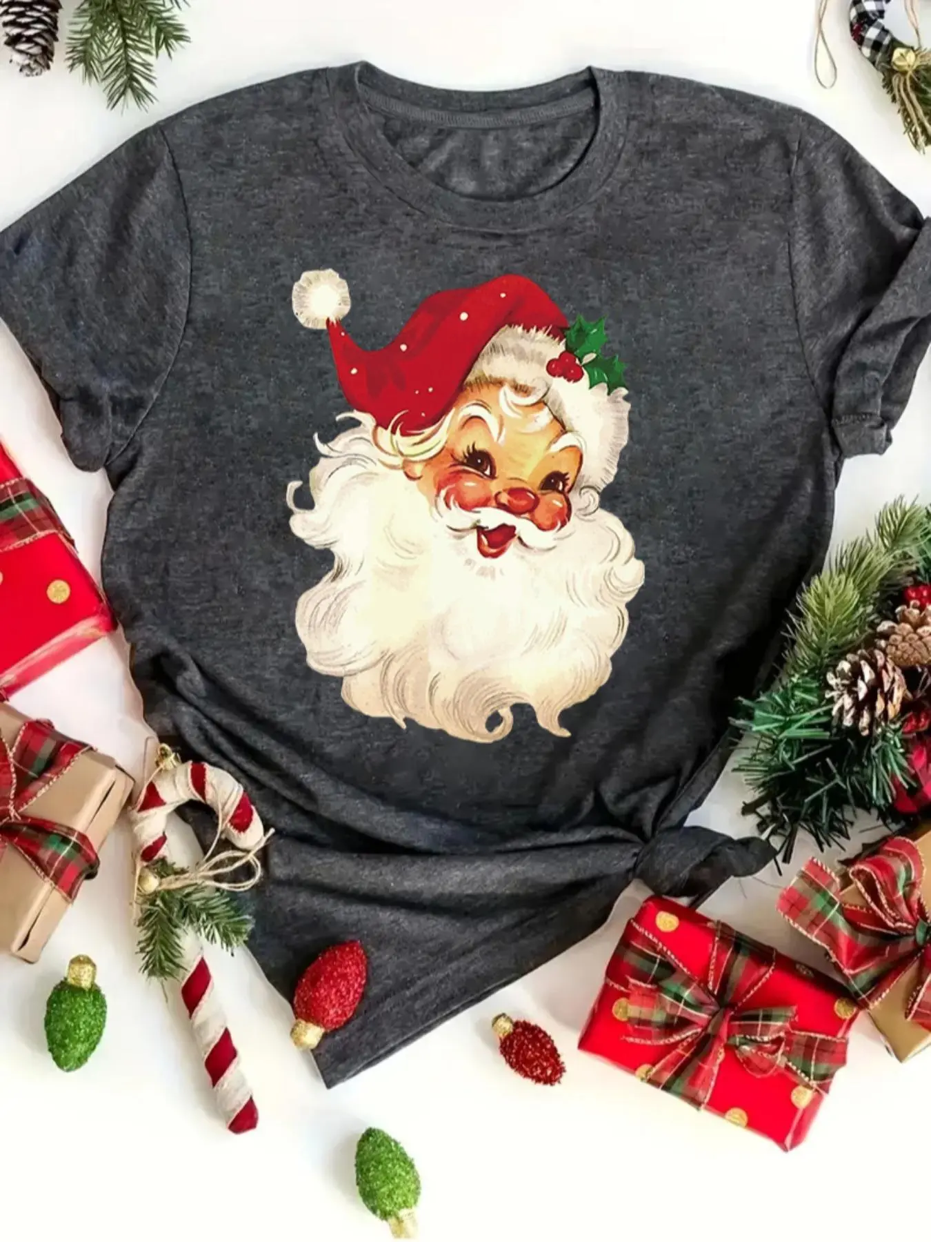 Women's Christmas Print Round Neck Tee, Casual Short Sleeve Crew Neck T-Shirt for Summer, Fashion Women's Top for Daily Wear