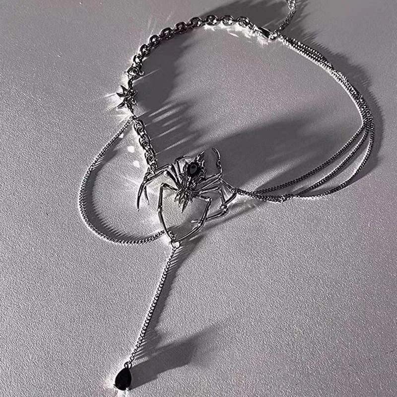Gothic Spider Crystal Pendant Necklace for Women Dark Long Tassel Chain Spicy Girl Chokers Y2K Accessories Fashion Jewelry Party 2