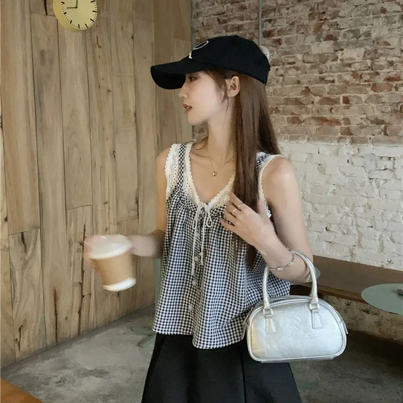Áo Yếm Kẻ Sọc, Nhỏ Và Dễ Phối Đồ, Phong Cách Duyên Dáng, Khâu Ren, Không Tay, Áo Dáng Rộng, Hàng Mới Về Mùa Hè Cho Nữ 4