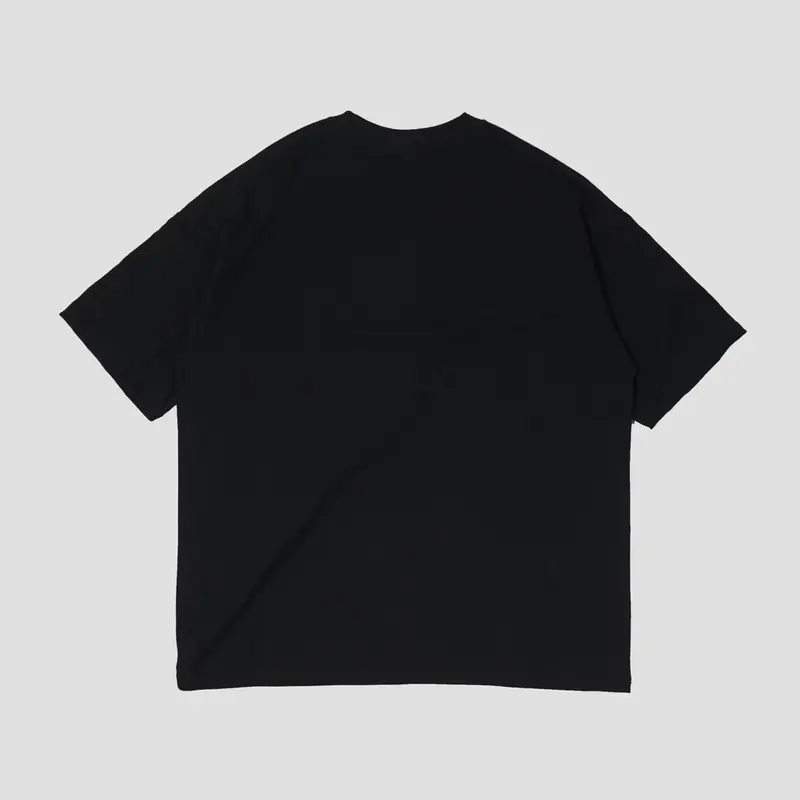 Exhale Apparel Tshirt/Kaos Oversize Levy Black Pria 3