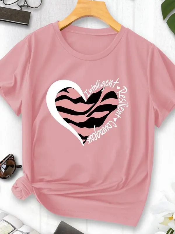 Women's Heart Print Round Neck Tee, Casual Short Sleeve Crew Neck T-Shirt for Daily Wear, Ladies Clothes for All Seasons 3