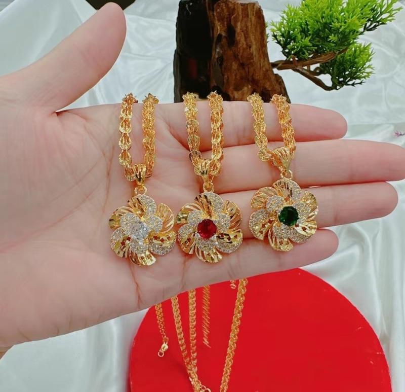 Product Introduction of Dây chuyền hoa mai màu 18K dành cho nữ 1