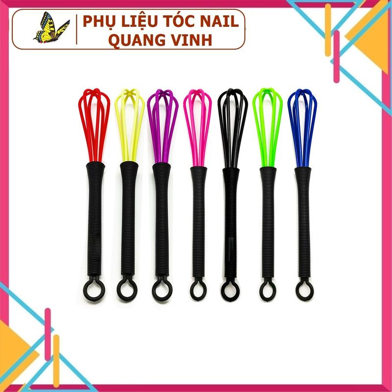Cây đánh thuốc uốn duỗi nhuộm tóc cây nhựa