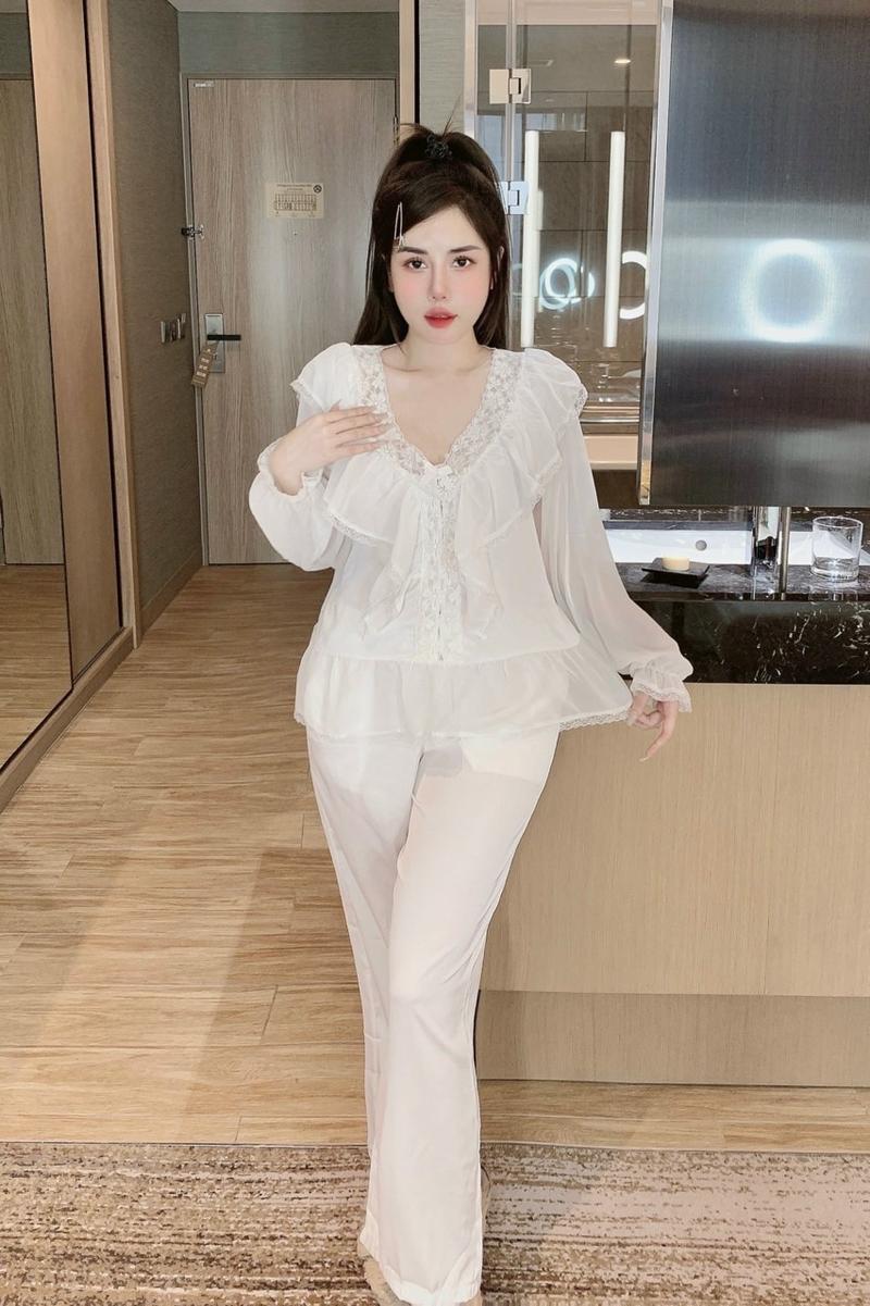 Product Introduction of Sét đồ ngủ pijama cổ bèo tiểu thư tay dài chất lụa latin mềm mịn mát về 5 màu siêu xinh (freesize 40-60kg) Nữ Women Voi 12