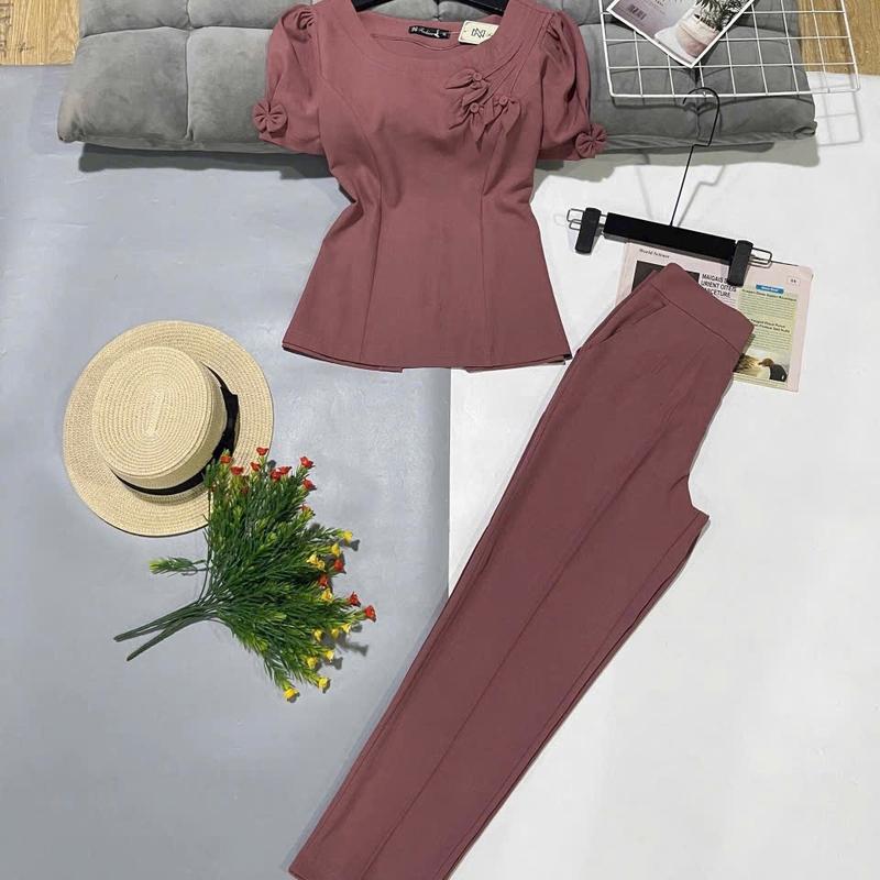 Đồ Bộ Trung Niên vải Thun carolan co giãn nhiều thoải mái kết Bông Em mới về ạ Nữ Women Top 9