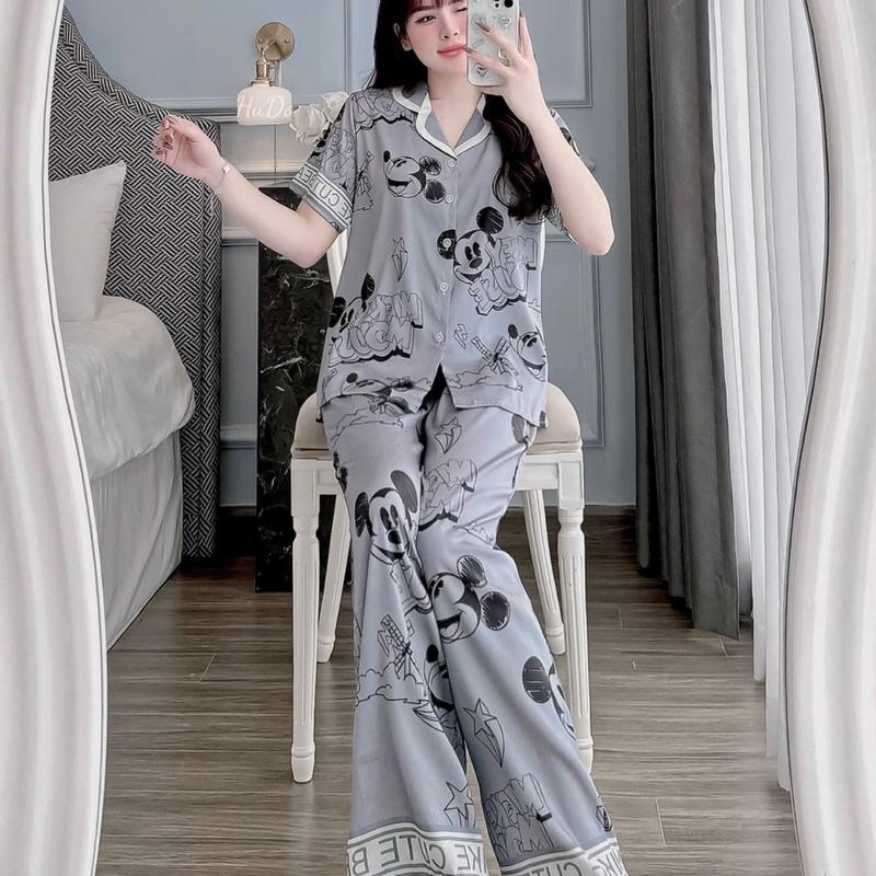Bộ Pijama Lụa Xước Ánh Kim Hình Chuột MiKy Mềm Mướt Mịn Màu Xám Ghi Sang Đẹp Dễ Mặc Đủ Ba Dáng Tay Dài Tay Ngắn Quần Đùi Quần Ngủ Áo Ngủ Cho Nữ Wonmen 2