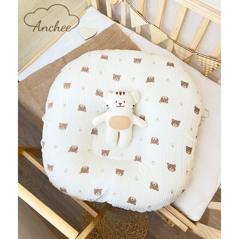 Gối Chống trào ngược ANCHEE chất liệu xốp gân cao cấp mềm mại cho bé từ 0-6 tháng nằm chống chớ, thoải mái, dễ chịu với nhiều họa tiết gấu, thỏ dễ thương cho bé trai và bé gái Nhộng Chũn