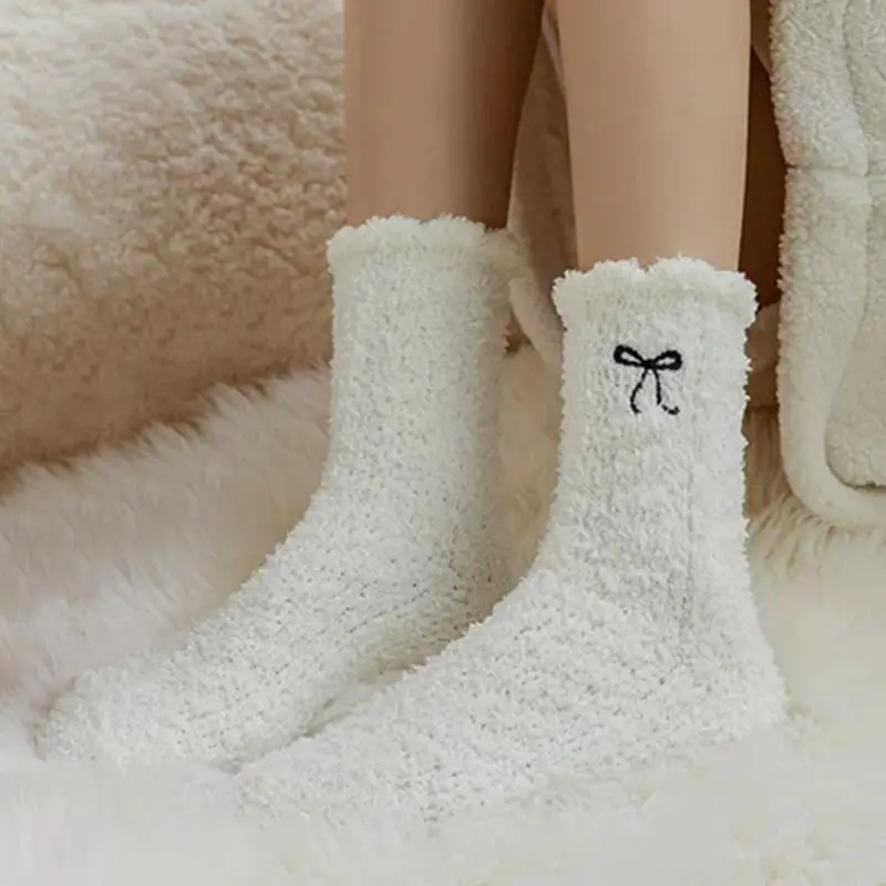 Tất Họa Tiết Thắt Nơ Thời Trang, 1 Đôi, Dành Cho Bé Gái Và Phụ Nữ, Thích Hợp Cho Mùa Thu Và Mùa Đông, Dày Dặn Và Ấm Áp, Được Làm Bằng Lông Cừu San Hô, Tất Ống Giữa, Thoải Mái 7