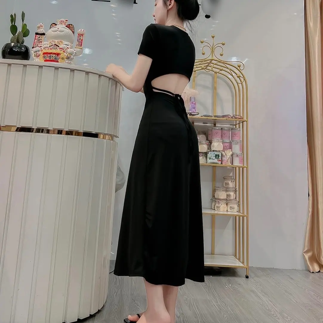 Đầm tay ngắn hở lưng body dáng xoè ( phía sau hở ít không sợ lộ, phía trước có thêm lớp lót ) Nữ Dress Đen Váy chữ A Trơn