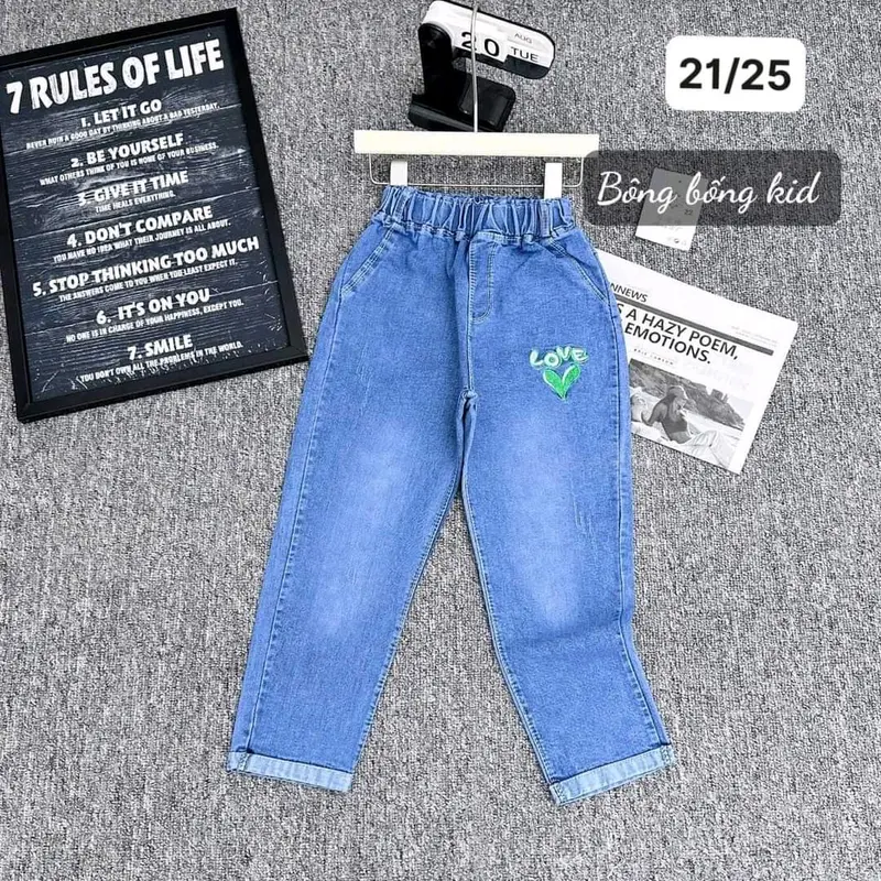 Quần bò thêu cho bé gái, quần jeans lật gấu ôm cho bé gái sz (18-40 kg)( hình thêu) 4