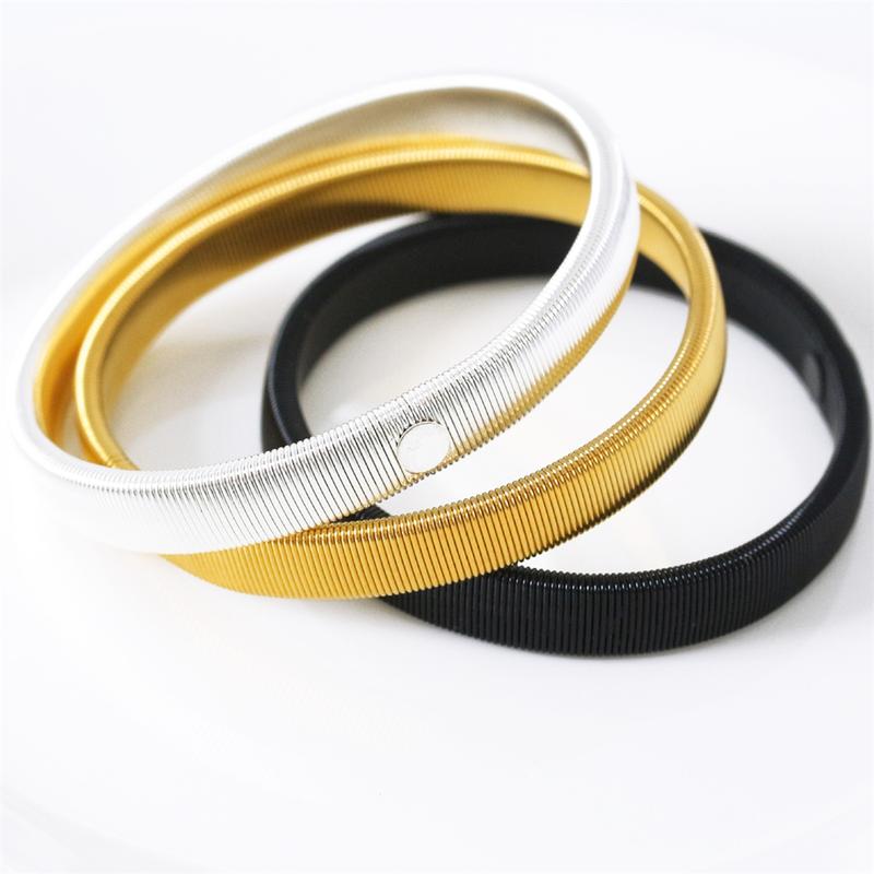 Product Introduction of Non-slip Metal Armband Bracelets Multifuctional Stretch Shirt Sleeve Holders for Women Men Elastic Armband Accessories 13
