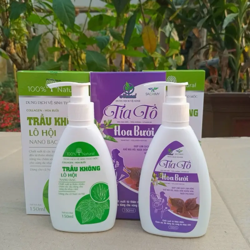 Combo 2 chai dung dịch vệ sinh Trầu không lô hội 150ml+ ddvs Tía Tô Hoa Bưởi  ( có vòi) 150ml