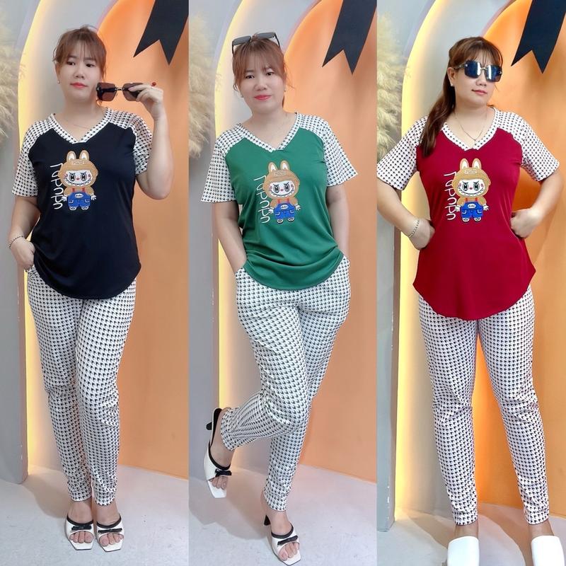 BigSiZe Nữ 60-95kg—Sét Bộ Mặc Nhà Quần Dài Áo Cổ Tim Phom Suông Tay Ngắn Có Thêu Hình Labubu Xinh Xắn,Chất liệu Thun Tăm Thái Xịn Xò Giặt Ko Phai Màu Ko Xù Lông Top Đen Women Nhung