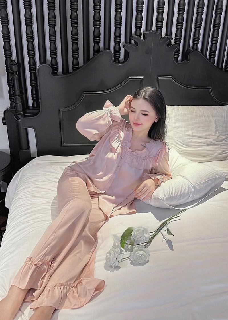 Product Introduction of Sét đồ ngủ pijama cổ bèo tiểu thư tay dài chất lụa latin mềm mịn mát về 5 màu siêu xinh (freesize 40-60kg) Nữ Women Voi 16