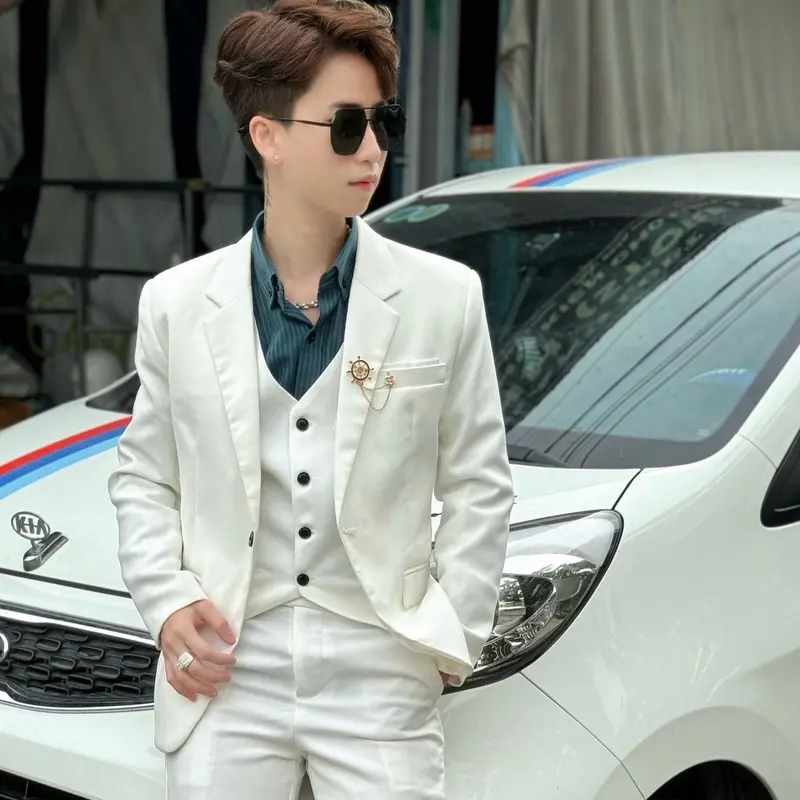 BỘ VEST FOM NHỎ+ KÈM TRÂM CÀI ÁO+ÁO GILE (làm theo chiều cao cân nặng) 0