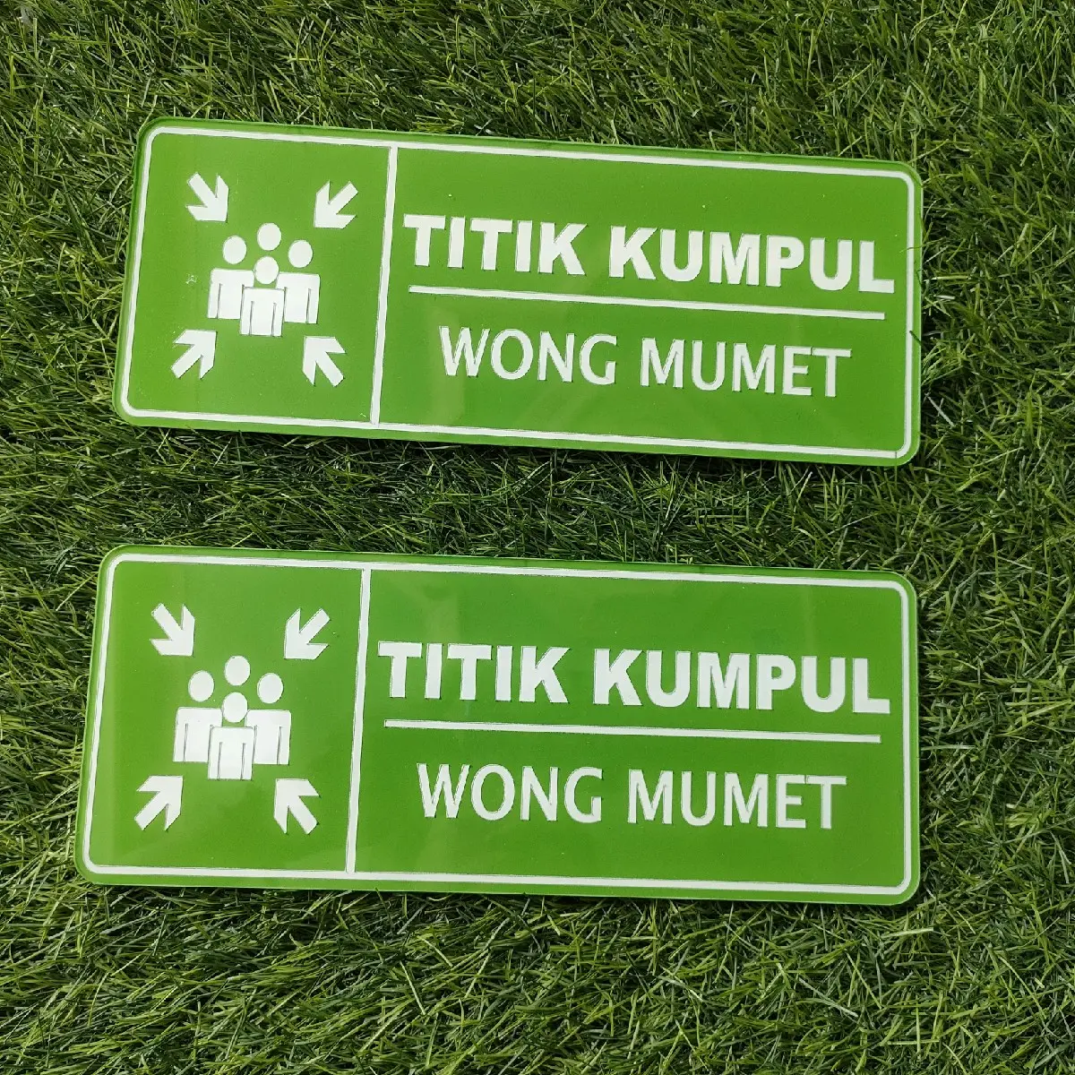 Titik kumpul wong mumet, papan rambu custom , free perekat ukuran 10x25